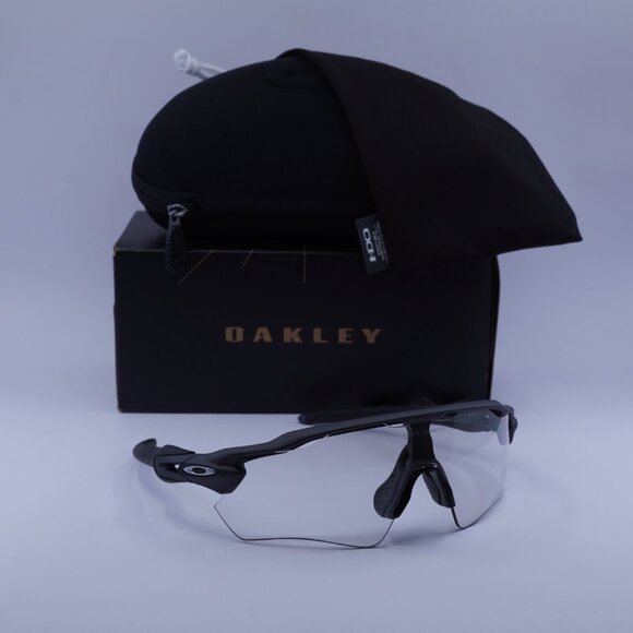 Oakley OO9208 920813 Shield Sunglasses - Steel/Clear Black Photochromatic - Picture 4 of 10